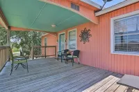 "REEL CATCH" 5 minutes from BEACH & FISHING CENTER! - Bintang 3