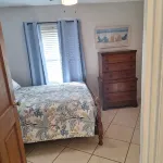 Lagoon shaped pool home with private back yard! - 2-Sterne