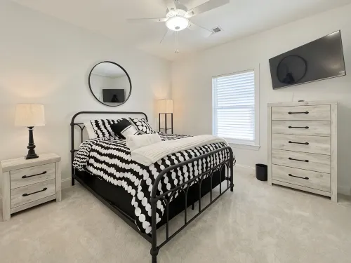 Lots of amenities. Open Floor plan. Perfect for families and groups! - 3 tähden