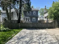 Newly Updated: Nearby Short North / OSU! - balcón