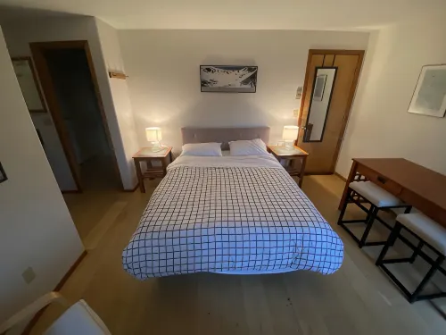 West Side Cozy Studio with Private Yard - Homestays