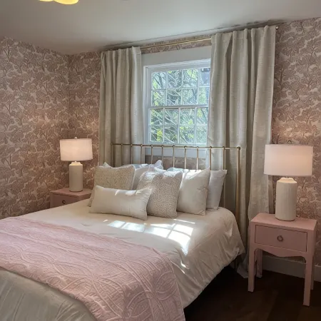 6-bdrm house, complete renovation, 1 mile from historic downtown, quilt museum