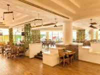 Hotel Florencia by Marho - مسبح