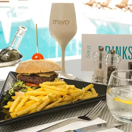 Hotel Zhero
