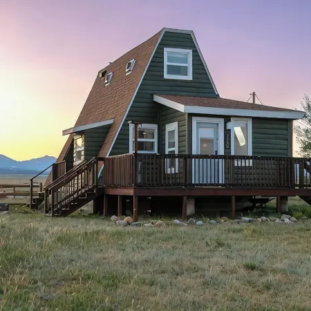 Stylish & Cozy A-Frame Escape! Dogs OK, 45m to Breck, 30m to BV, Stargazing!