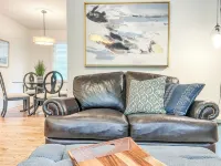 Cozy & Charming 3-bedroom cottage in Springfield - Great Location! Pet friendly! - 4-Star