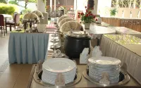 Theme Park & Resort Hotel Pantai Cermin - Homestays