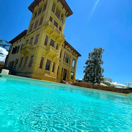 Villa Moorings