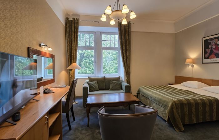 Barclay Hotel