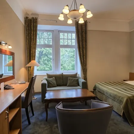 Barclay Hotel
