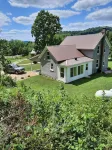Remodeled country farmhouse, 3 min drive from Mississippi River, Peaceful/Clean. - 3 tähden