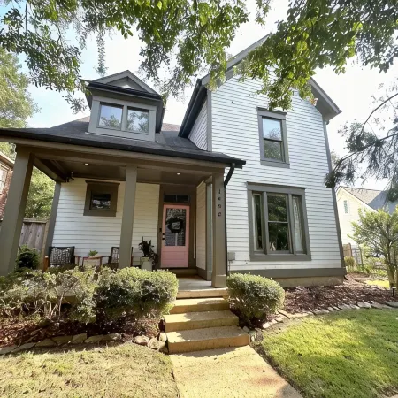 Experience the Best of Midtown Memphis at Elzey House