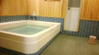 Business Hotel Kushimoto Ekimae - 2 tähden