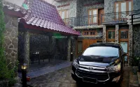 Villa Cabean Salatiga - balcone