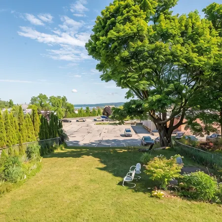 Unit 1: Beautiful townhouse near to Petoskey shopping, restaurants and trails.