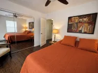 La Jolla Shores Modern Flat - Condos