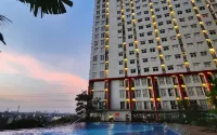 Hotel Gunawangsa Merr - piscine