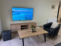 The Central Square Apartment - Airport Shuttle
