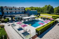 Novotel Orléans Saint-Jean-De-Braye - Swimmingpools