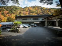 Osawa Onsen Sansuikaku - parking
