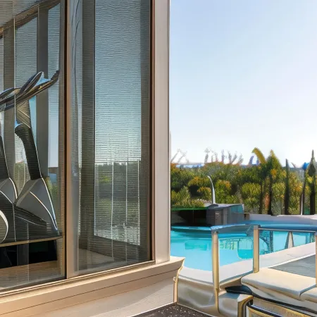 Swan River Hotel