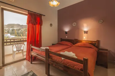 Savas Rooms Hotels in Anatolikos Selinos