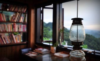 Jiufen Sunny Room