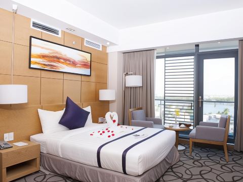 Iris Hotel