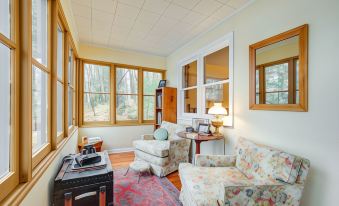 Mercer Cottage on Crystal Lake w/ Private Dock!