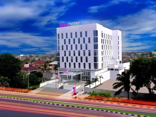 Favehotel Palembang Hotels in Pahlawan