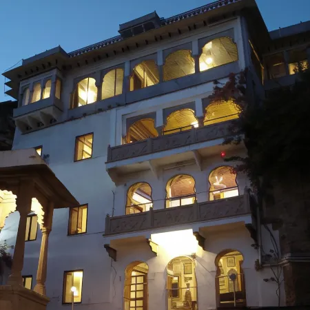 Haveli Braj Bhushanjee Heritage Hotel and Museum