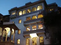 Haveli Braj Bhushanjee Heritage Hotel and Museum - Wifi