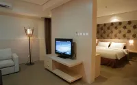 Horison Ultima Ratu Serang Hotels in Curug