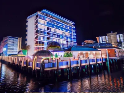 Sands Harbor Resort and Marina فنادق في بومبانو بيتش
