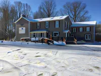 溪畔旅館 維羅納住宿飯店