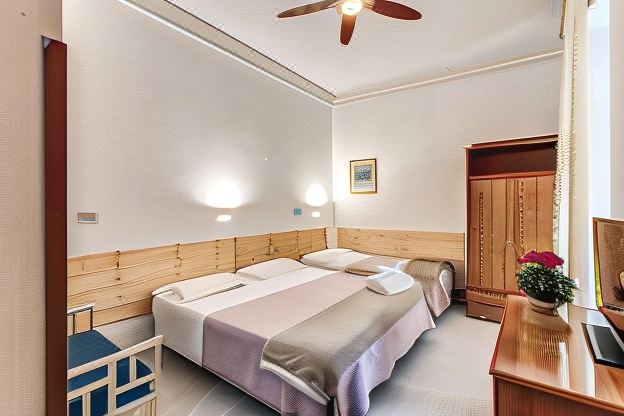 hotel altavilla roma
