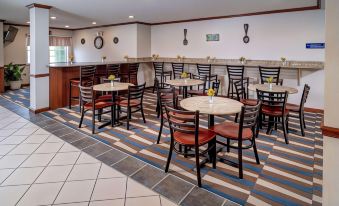 Microtel Inn & Suites by Wyndham Beckley East