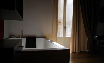 Duomo Luxury Suites