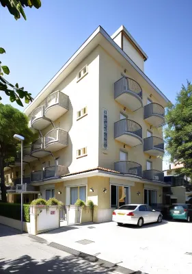 Hotel Lugano Отели в г. Puglie