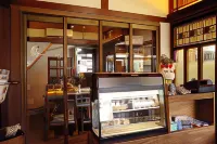 Cafe & Guesthouse Name Came Ono