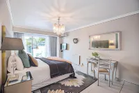 Capo Cabana Guesthouse Hotels in Plattekloof 3
