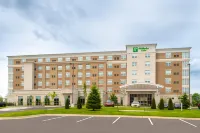Holiday Inn & Suites Farmington Hills - Detroit NW