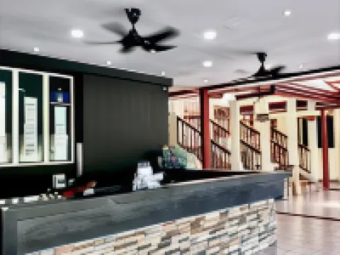 Intan Beach Resort Ξενοδοχεία στην πόλη Batu Buruk