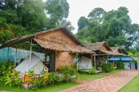 Bangmara Hill Hotels in Kapong