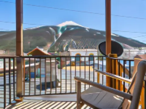 The Bent Elbow Hotels in Silverton