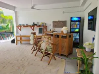 Island Zephyr Hotels in Goidhoo