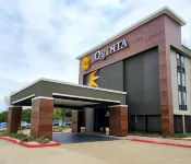 La Quinta Inn & Suites by Wyndham Houston Stafford Sugarland Hotels near Luminess