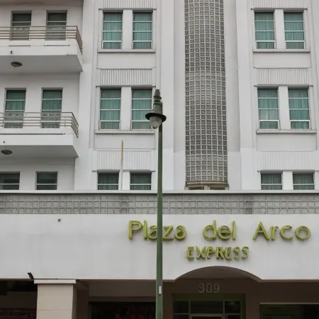 Hotel Plaza del Arco Express