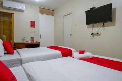 RedDoorz Near Rsud Kudus Hotels in Kudus City