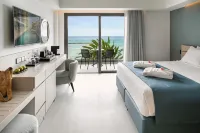 Mercure Larnaca Beach Resort